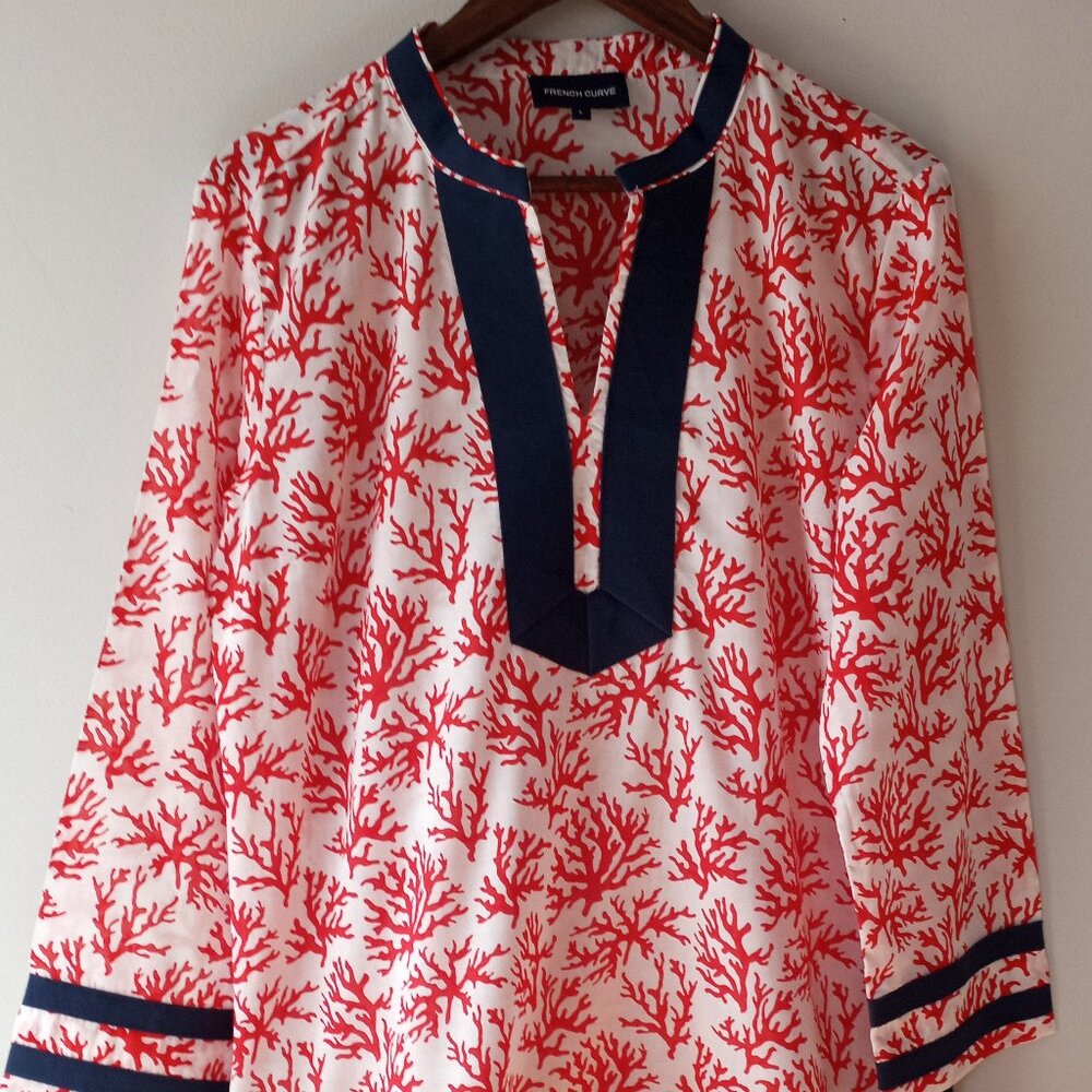 'French Curve' Size L Long Sleeve Tunic Coral design NWOT 100%Cotton